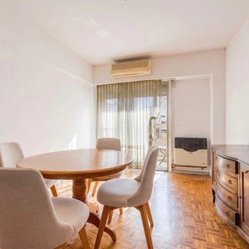 VENTA | PERMUTA - Departamento 3 dormitorios con espacio para cochera - Centro, Rosario.