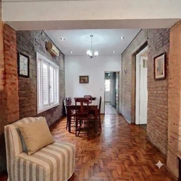 VENTA Casa c/ patio jardín y parrilla - excelente ubicación en Villa Maipú