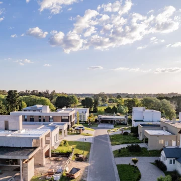 Venta terreno 711m2 Rumenco Las Lomas