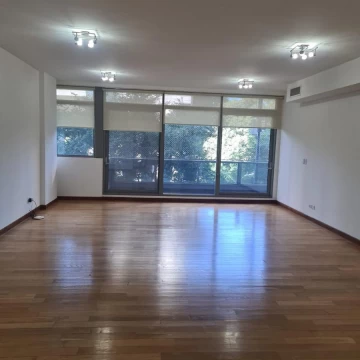 ALQUILER DE 3 AMBIENTES c/DEP.SERV., COCHERA Y BAULERA - MADERO CENTER