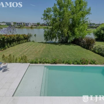 Casa  En Venta - El Canton - Norte - A la Laguna PG