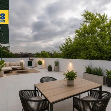 Venta. Ph. 4 ambientes. Terraza y patio. Barracas.