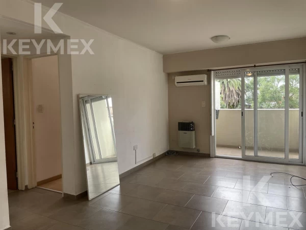 Departamento en alquiler en calle 14 entre 61 y 62 - Un dormitorio
