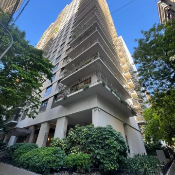 Venta dúplex en torre, piso alto, vista panorámica, 3 cocheras, en Belgrano