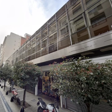 Edificio en venta - Retiro - 3588 m2 -2 locales + oficinas