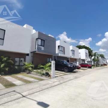 Venta casa Maderos Residencial