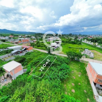 Venta | Terreno en Alto Comedero