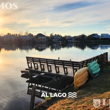 4 DORMITORIOS, ESCRITORIO y AREA SERVICIO. A LAGUNA.