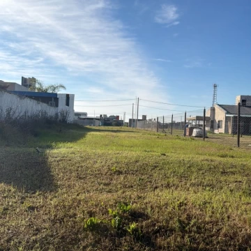 Terreno / Lote en venta de 300m2 ubicado en Pueblo Esther