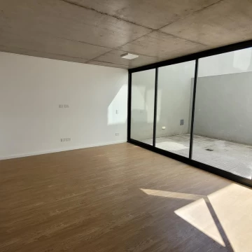 1783077450.jpg