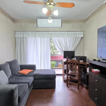 Departamento en Villa Ballester - Venta - Cuatro Ambientes c/ Cochera - Balcón y amplio Patio