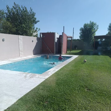 Se Vende Hermosa Casa en Arroyo de la Cruz Amoblada.