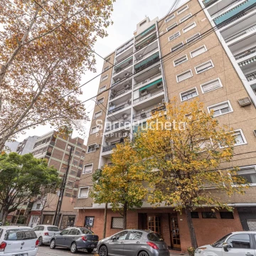 Venta departamento 4 ambientes con patio en Ramos Mejia