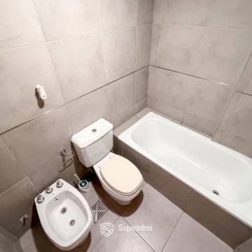 1783095390.jpg