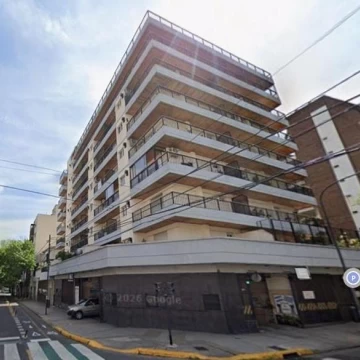 Departamento en venta/alquiler de 2 ambientes al frente con balcón