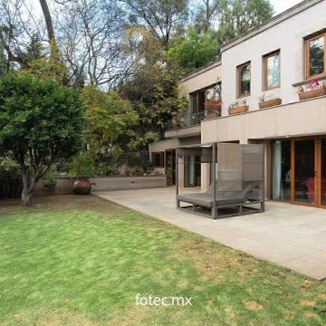 Venta de Casa en lomas de Bezares