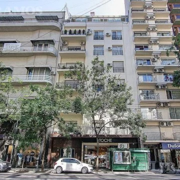 Local en Recoleta
