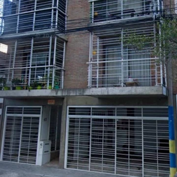 Departamento con cochera en Arroyito