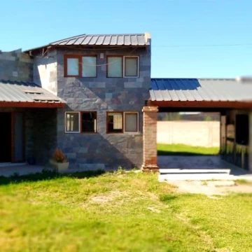 Casa en Cinco Saltos