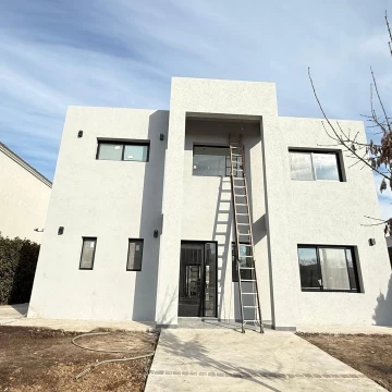 Venta Casa 3 dorm   Estudio Santa Elena Pilar del Este