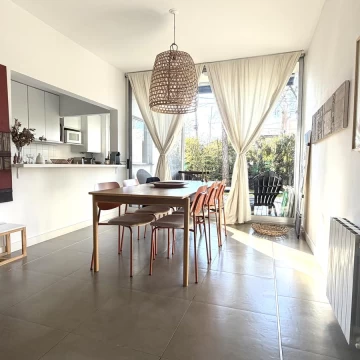 Hermoso Departamento en El Talar con Jardín