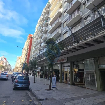 Venta Cochera fija en subsuelo Av Colon 2134 Plaza Colon