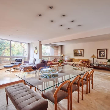 Venta Departamento 5 ambientes Palermo Botánico dependencia  Parrilla 2 Cocheras fijas