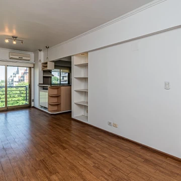 Semipiso | 2 Ambientes| Alquiler V. Urquiza | Con cochera