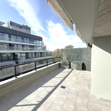 ALQUILER Semipiso 3 Ambientes con Balcón y Cochera, Full Amenities en Belgrano Chico