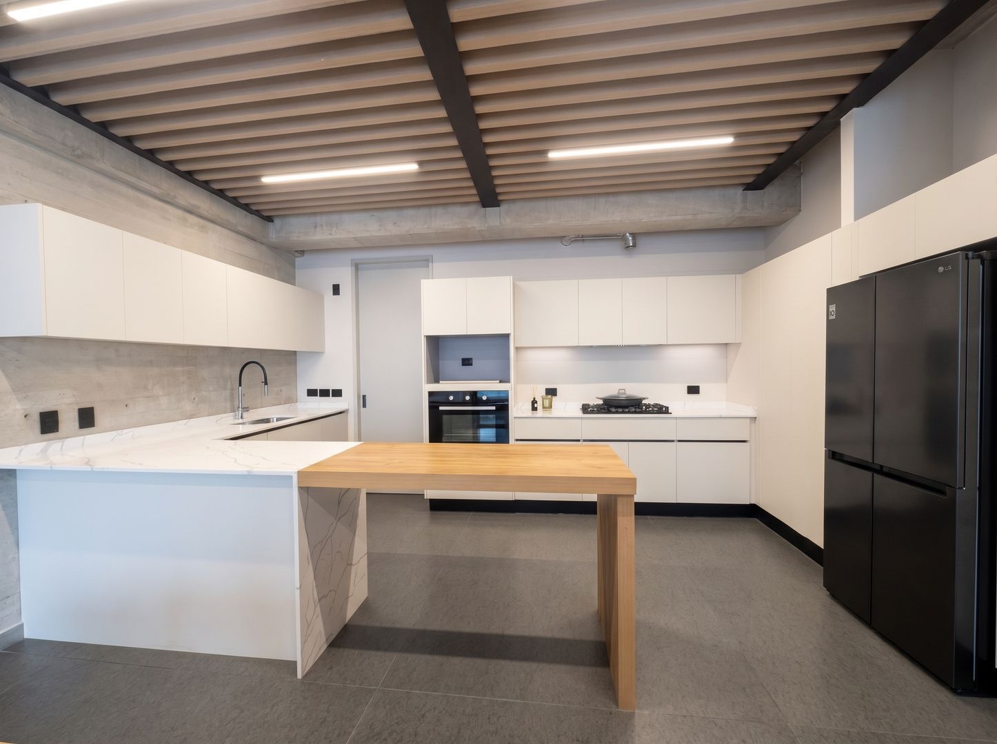 WhatsApp Image 2026-07-03 at 15.41.57 AI - Mejora 2K - Cocina - 4x3.jpg