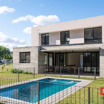 Casa a la venta barrio  cerrado Bella vista Chico-  S.C