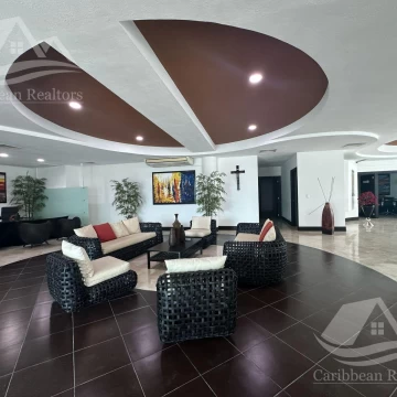 Venta oficina Zona Hotelera