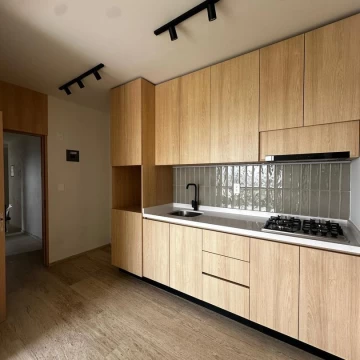Venta de departamento moderno con 1 habitación y balcón 