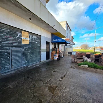 Alquiler Local comercial, Barrio Libertad