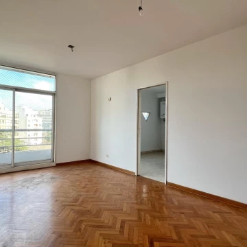 Excelente 3 amb | cochera fija | Edif. con amenities