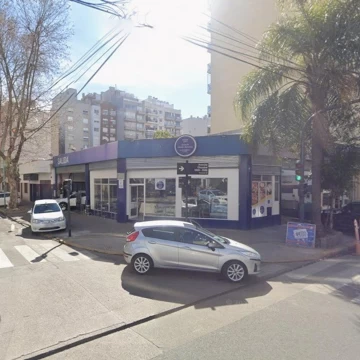 Local en esquina I Villa Urquiza I Alquiler