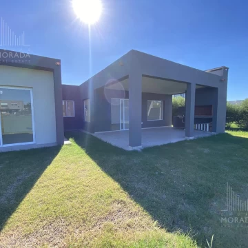 VENTA Casa 4 Ambientes en Barrio San Sebastian A ESTRENAR AREA 2