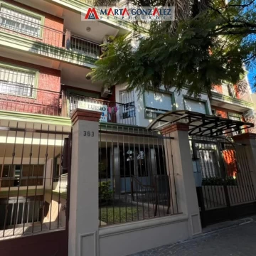 Departamento dos ambientes con cochera