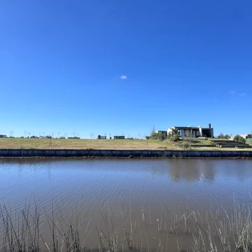 Terreno al río Naudir - Escobar