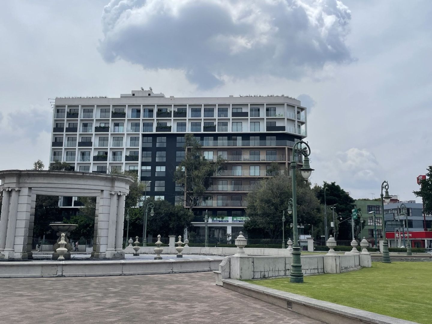 fachada san lorenzo.jpeg
