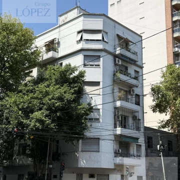 Departamento en Venta 4 Ambientes muy Amplios en Caballito - con Balcón y Mucha Luz Natural