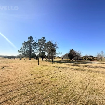 Terreno de 1956 m2 ubicado en Barrio Privado Carmelo Golf 
