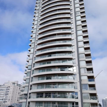 Apartamento en Parada 6 de la Playa Brava