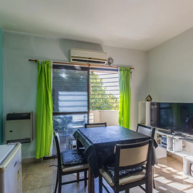 Impecable Semipiso 3 Ambientes con Balcón | Orientación Norte, Sol y Diseño| Parque Chas