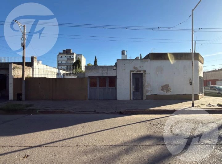 Esquina en San Pedro con potencial de vivienda, comercial o desarrollo | 260 m² | Ideal reciclaje