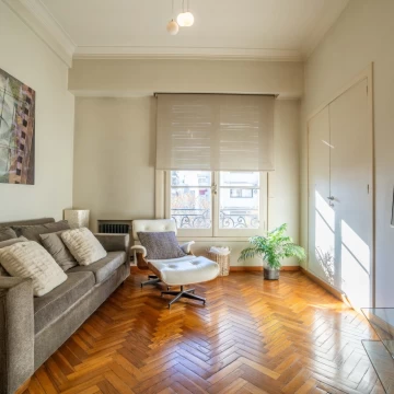 4 ambientes con dependencia Estilo Frances Reciclado | Monserrat