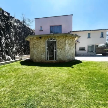 HERMOSA RESIDENCIA EN VENTA, VISTA DEL VALLE