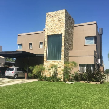 Casa en venta Barrio San Isidro Labrador Villanueva