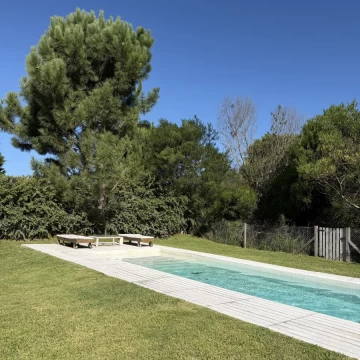 CASA CON PILETA COSTA ESMERALDA GOLF1