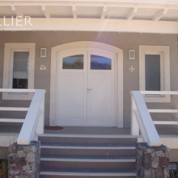 Casa Alq. Temporario en Costa Esmeralda - GOLF 1 100